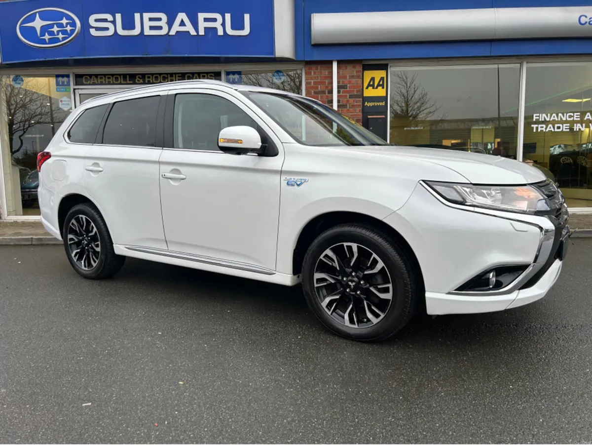 Mitsubishi Outlander 2.0 4x4 PHEV - Automatic SUV - Image 2
