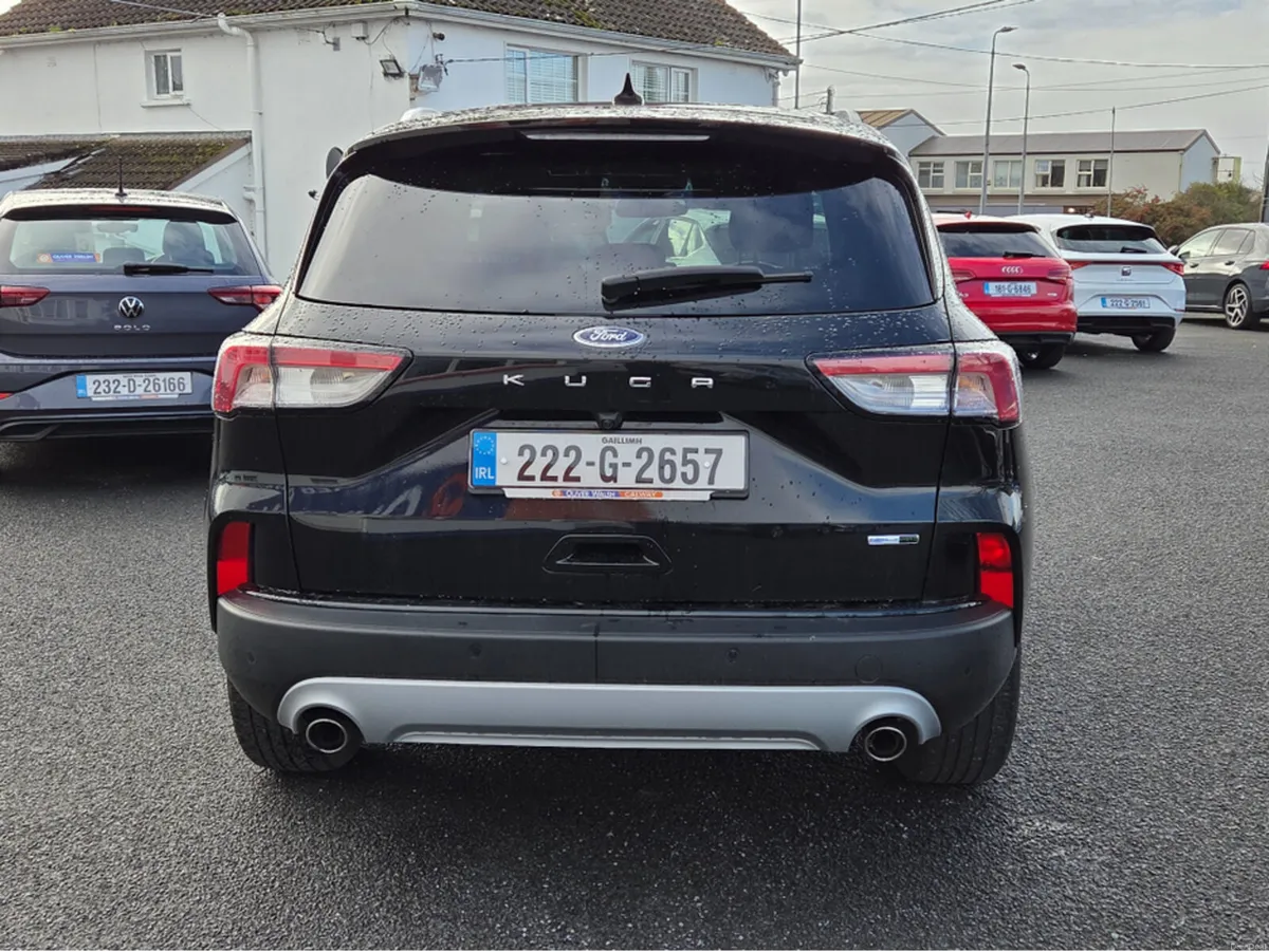 Ford Kuga 2.0 Diesel Titanium model - Image 6