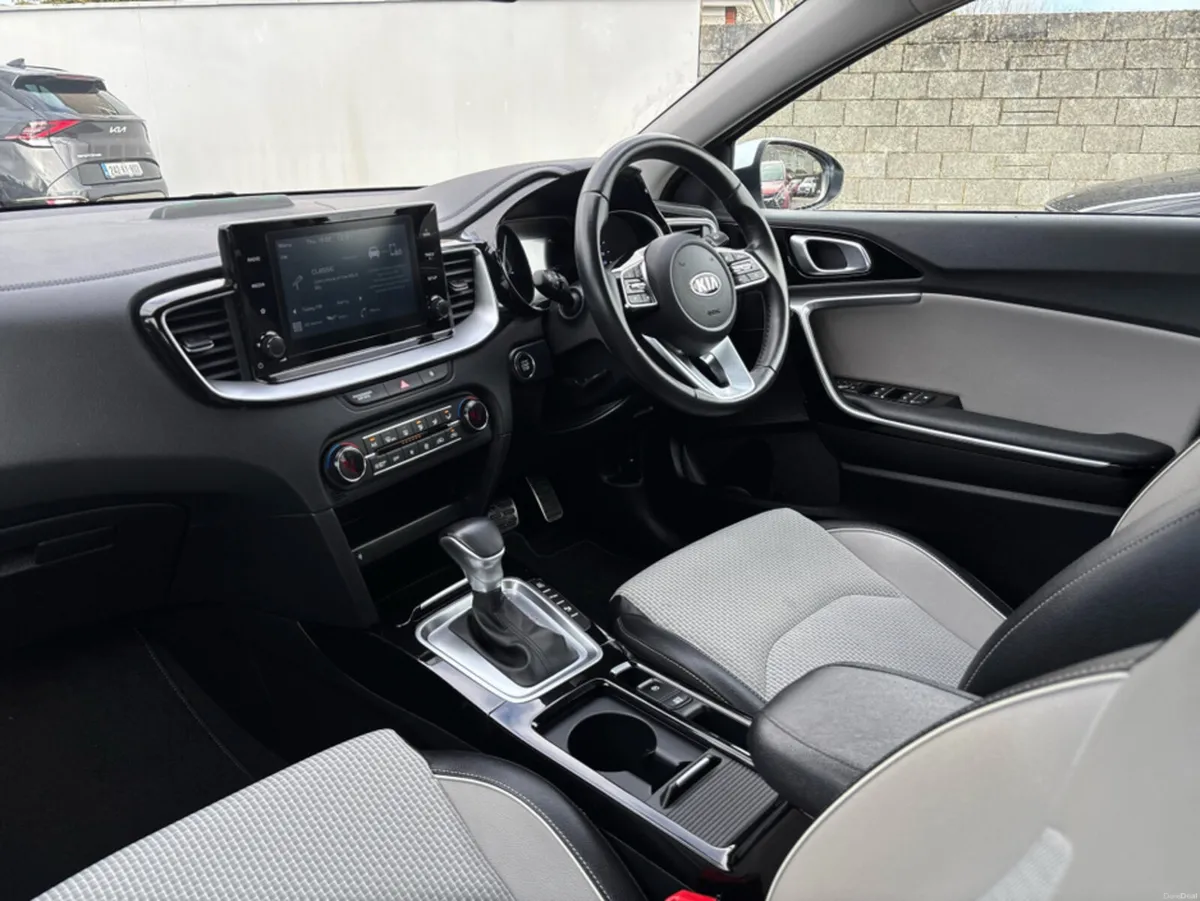 Kia XCeed PHEV 5DR AUTO - Image 4