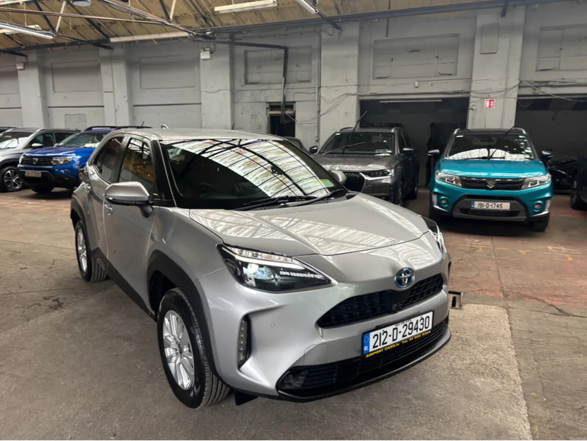Toyota Yaris Cross 1.5 Hybrid Automatic Only 68000 - Image 4