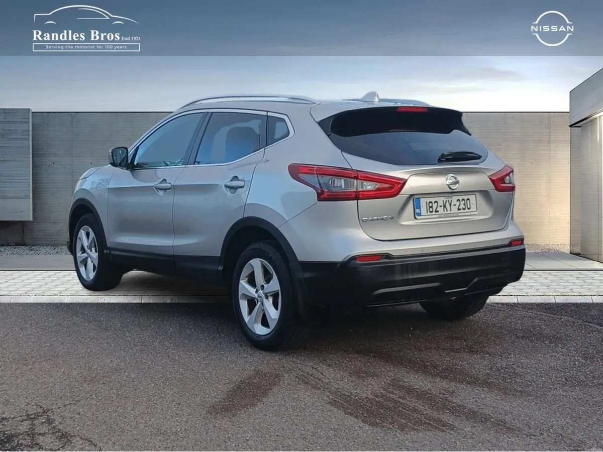 Nissan Qashqai 1.2 PET SV CVT - Image 4