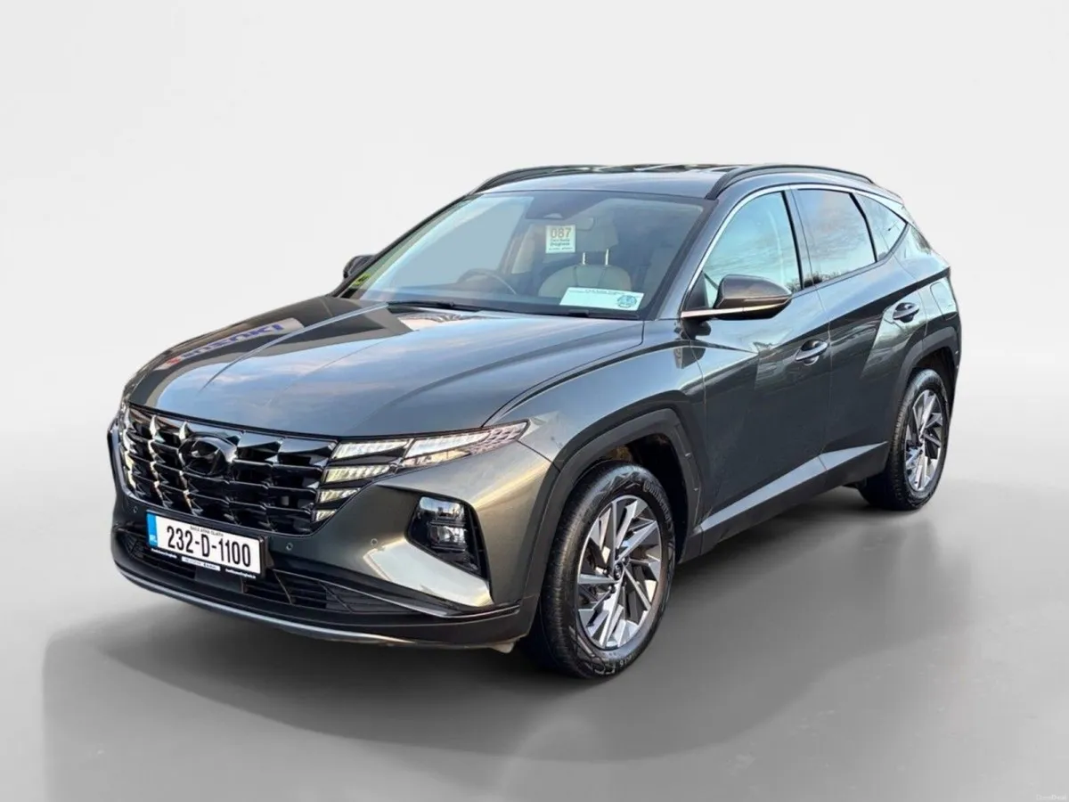 Hyundai Tucson 2WD Executive Plus - Image 3