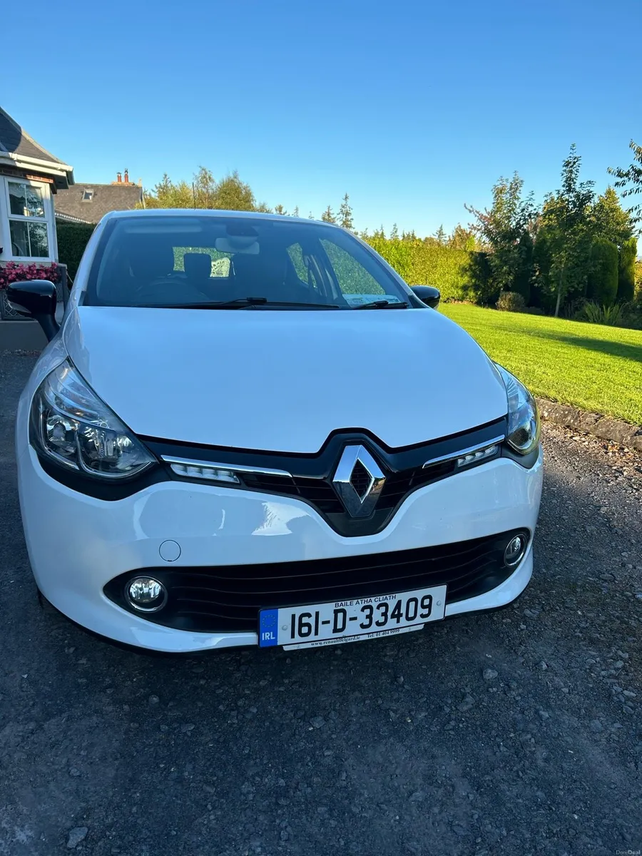 Renault Clio - Image 1