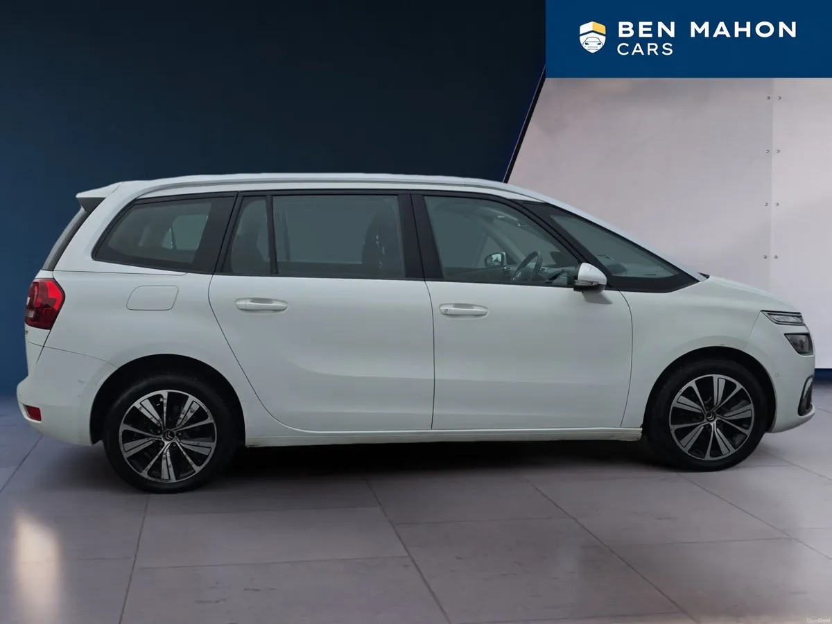 Citroen C4 7 Seater High Spec - Image 6