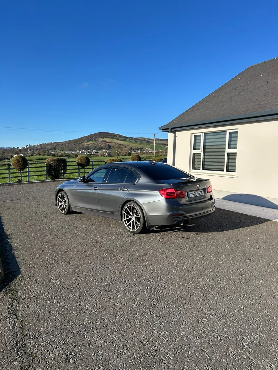 BMW 320d - Image 3