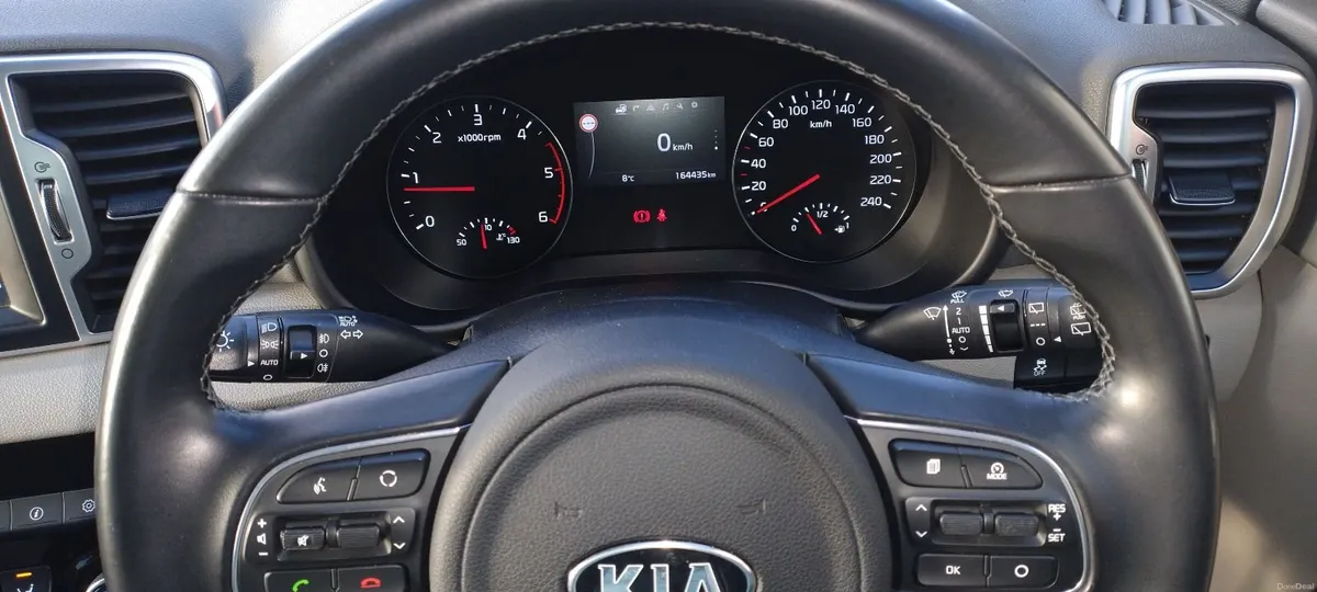 Kia Sportage 2018 - Image 2