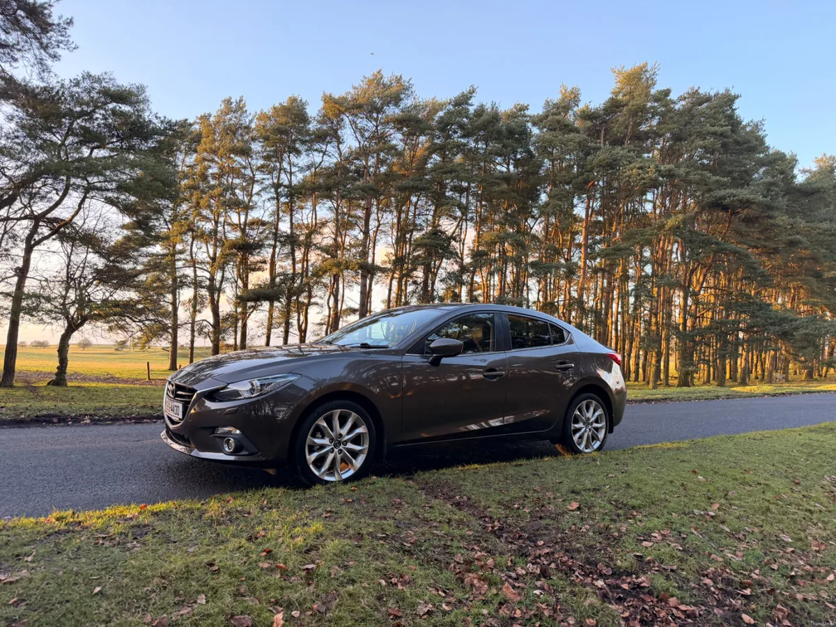 Mazda 3 Diesel 2015 - Image 3
