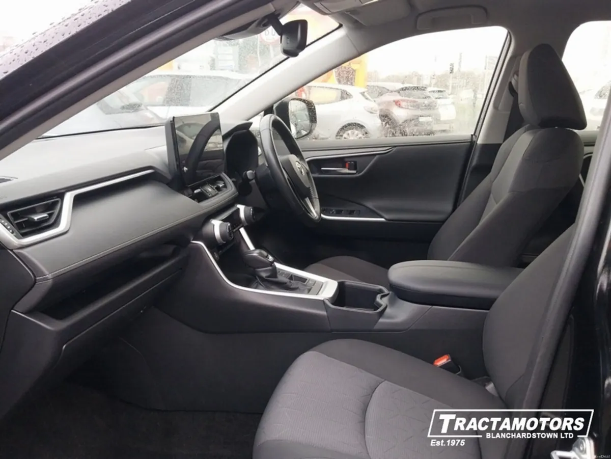 Toyota RAV4 HYBRID LUNA - Image 4
