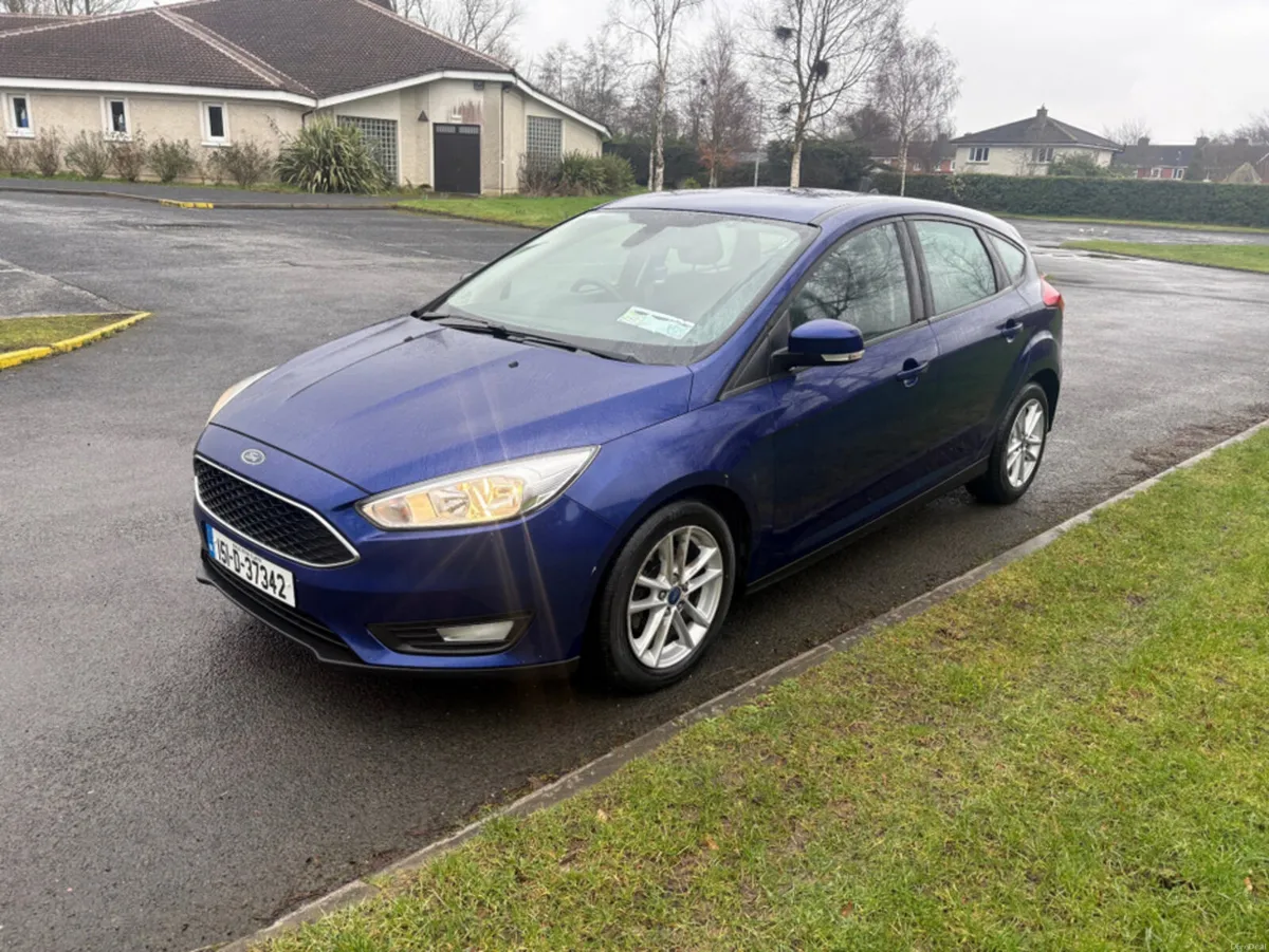 Ford Focus STYLE 1.6 TDCI 95PS 5DR 4DR - Image 2