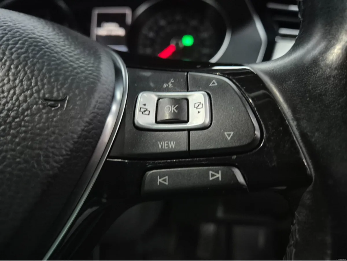 Volkswagen Passat 2.0 TDI 150 SE BUSINE BUSINESS S - Image 4