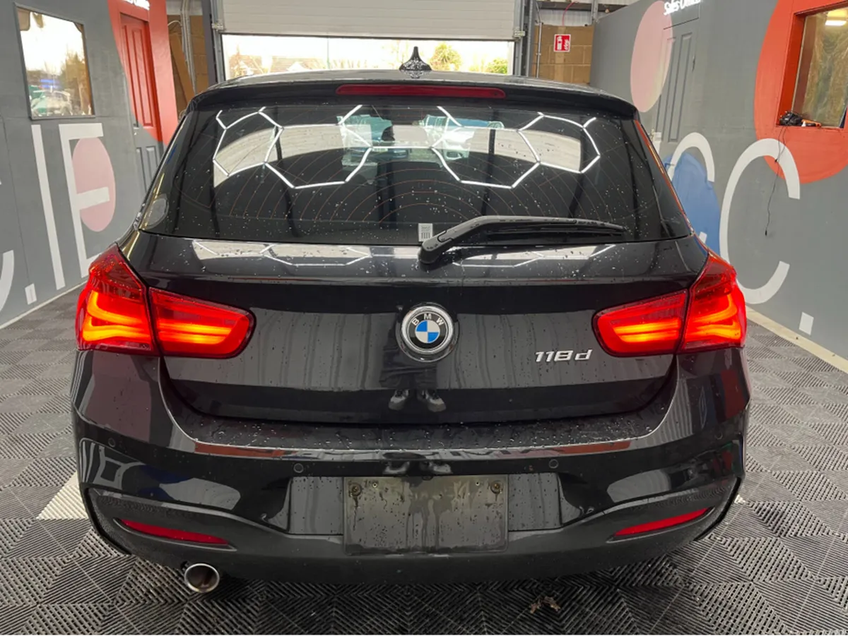 BMW 1-Series 2017 BMW 118D M SPORTS 2.0 AUTOMATIC - Image 3