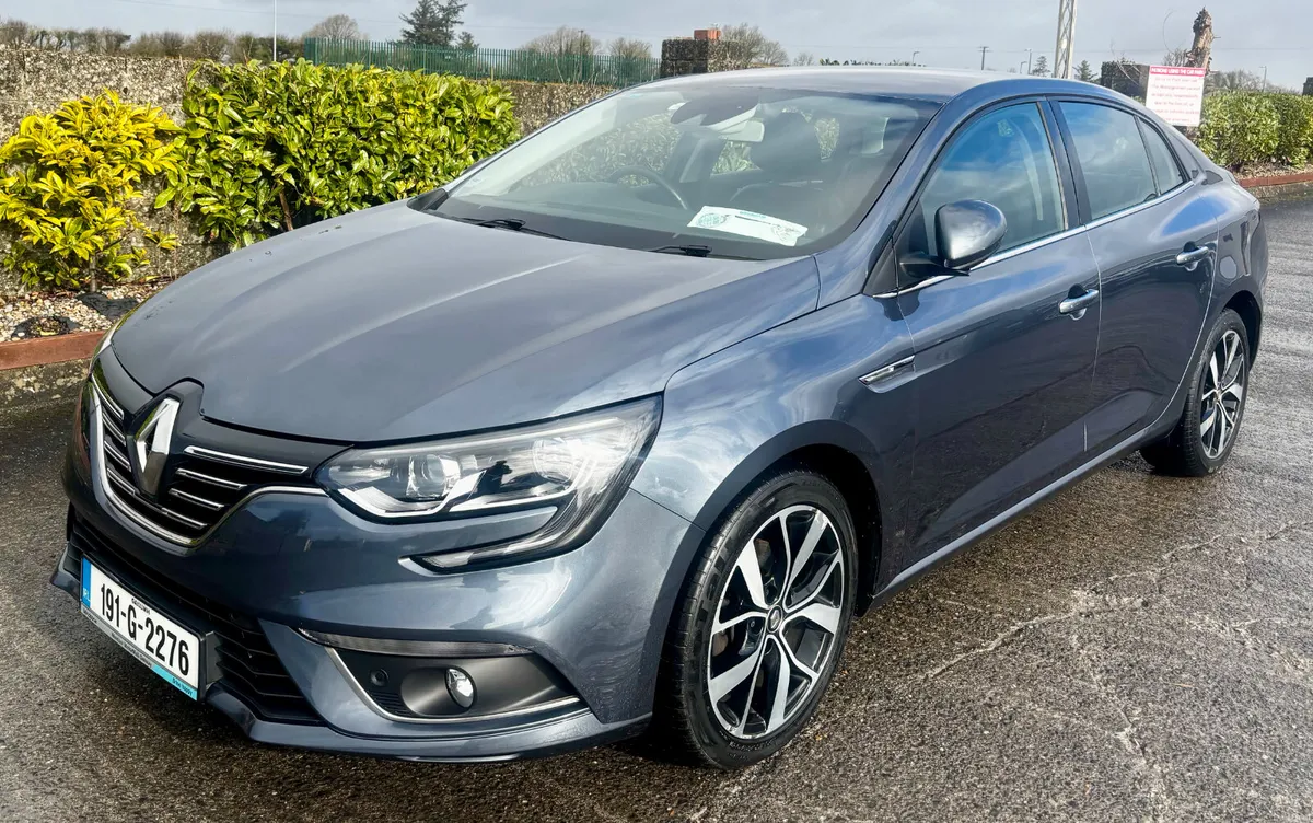2019 Renault Megane 1.3L Petrol IMMACULATE - Image 2