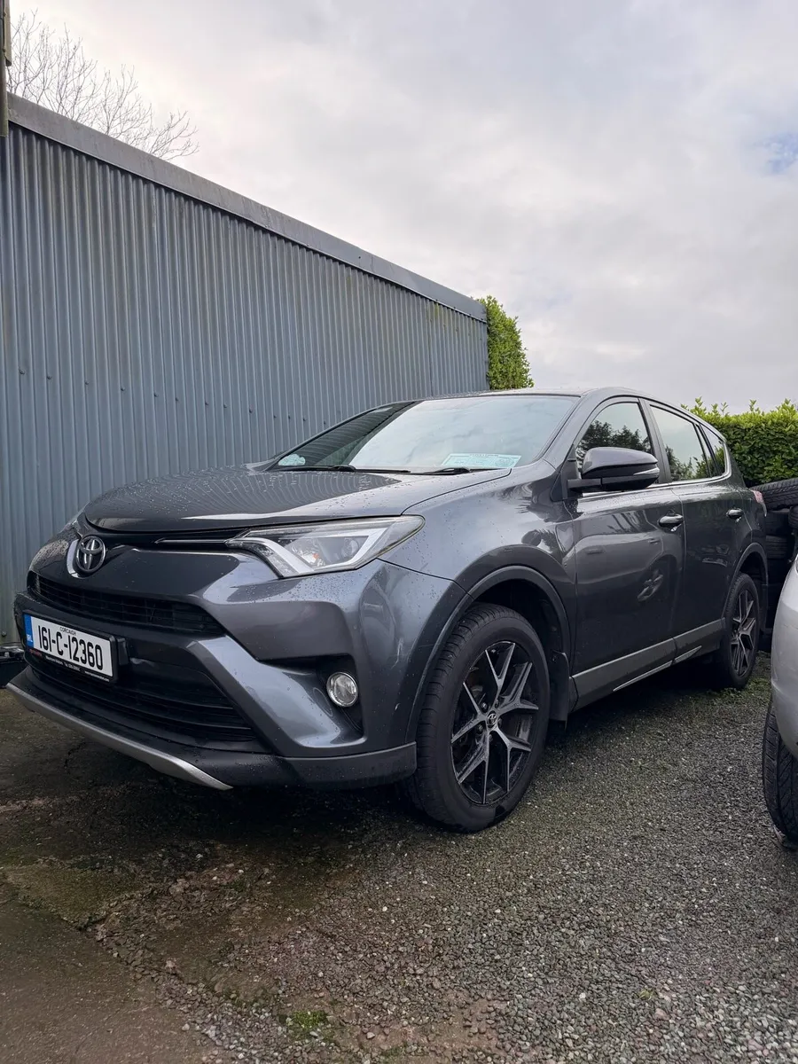 Toyota rav 4 - Image 1