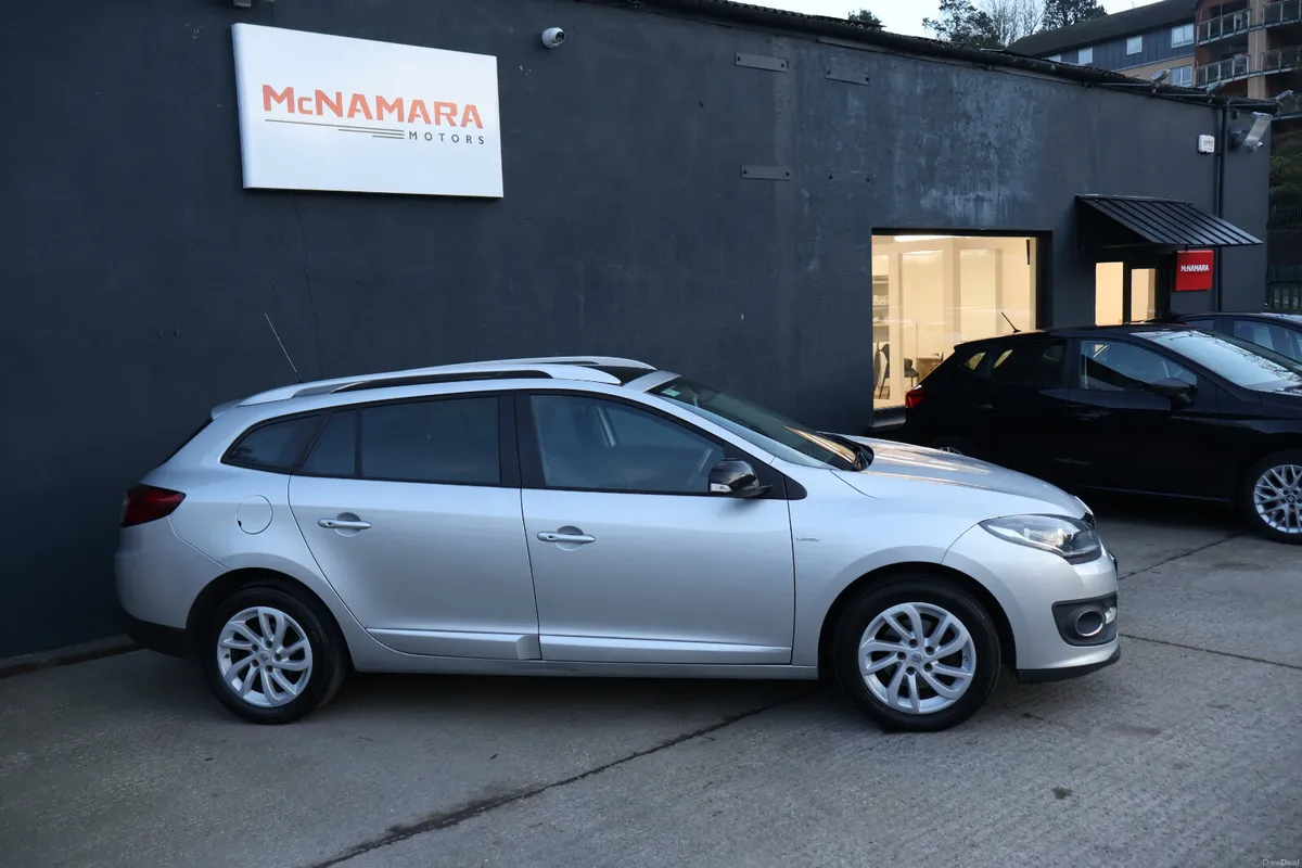 Renault Grand Megane New Timing Belt Tyres & NCT! - Image 2