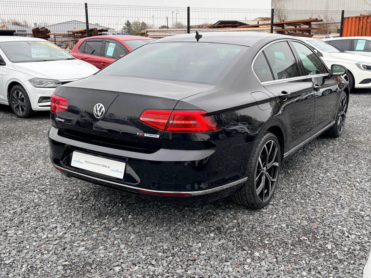2017 VOLKSWAGEN PASSAT 1.4TSI AUTO FULLY LOADED - Image 4
