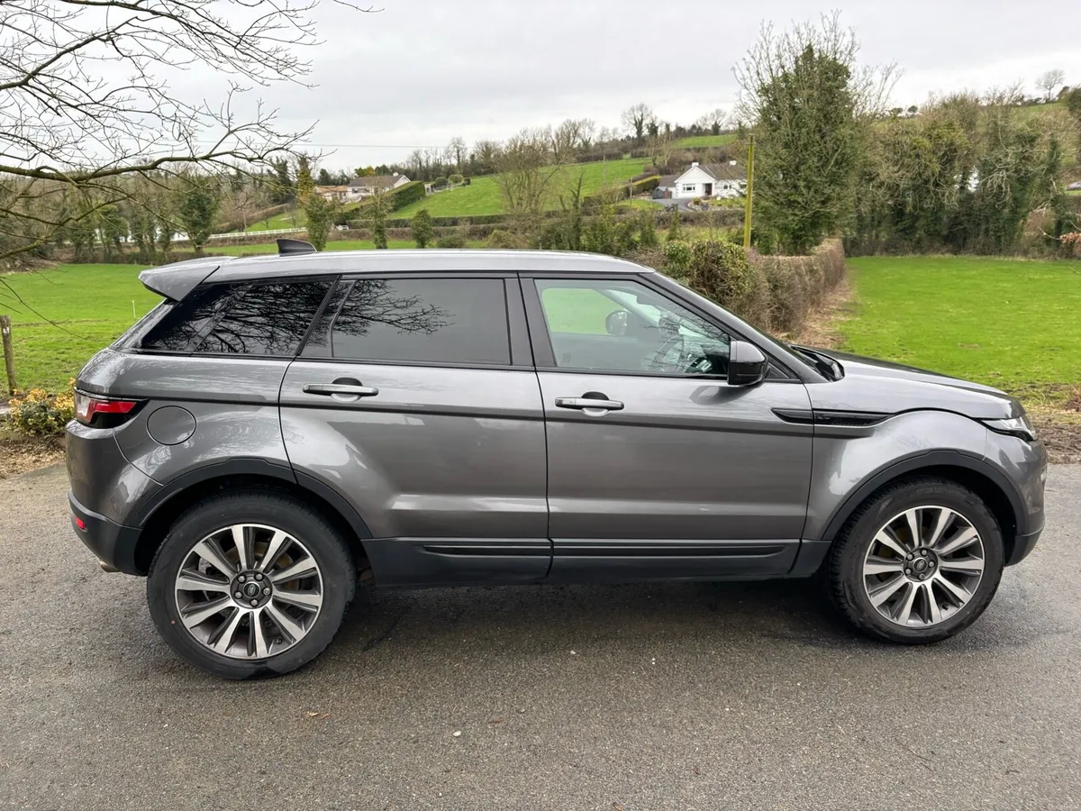 Range Rover Evoque - Image 3