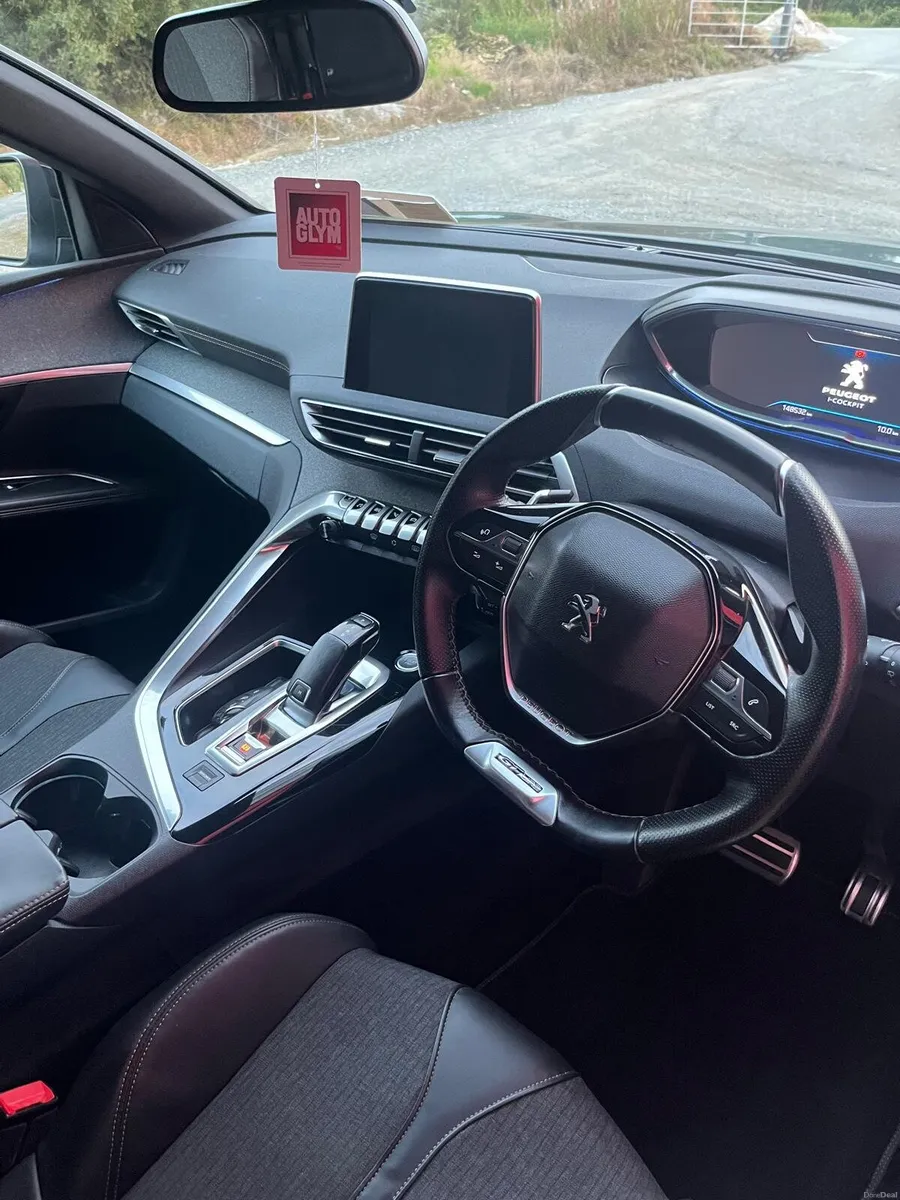 2018 5008 Diesel 7 Seater Auto - Image 2