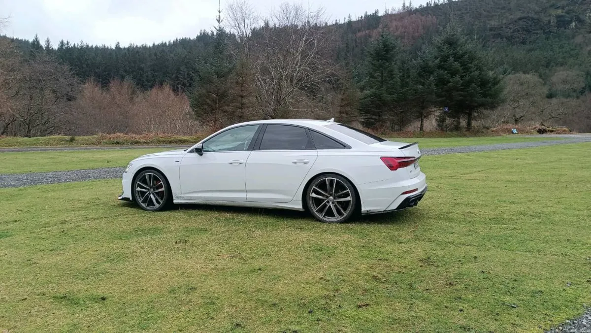 2018 Audi A6.S-line 2.0D.read add. - Image 1