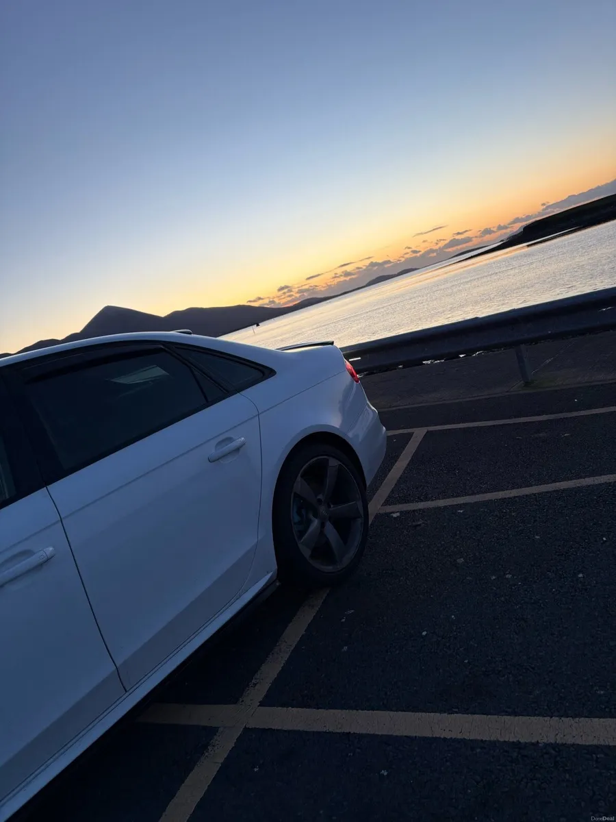 Audi A4 Sline Black Edition - Image 3