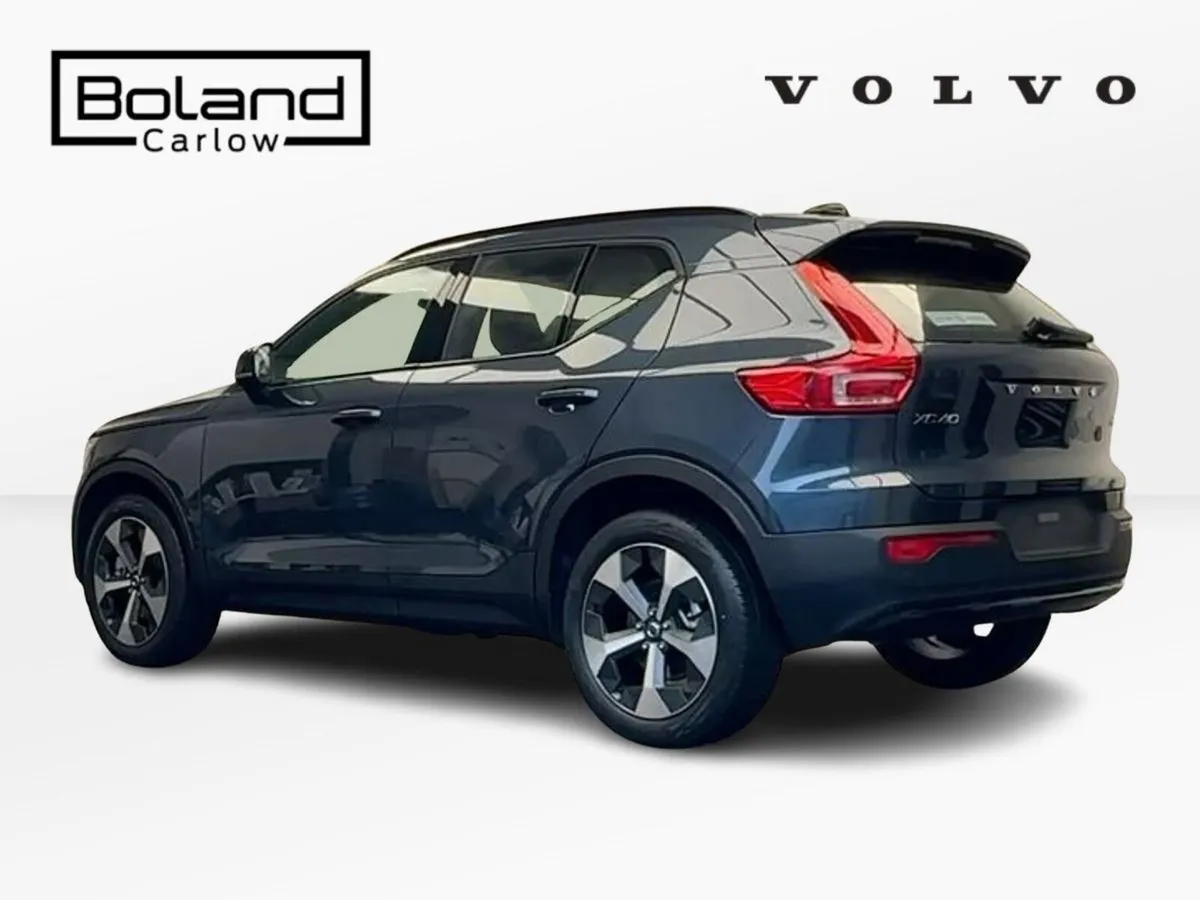 Volvo XC40 B3 MILD HYBRID *IN STOCK* €130 PER WEEK - Image 3