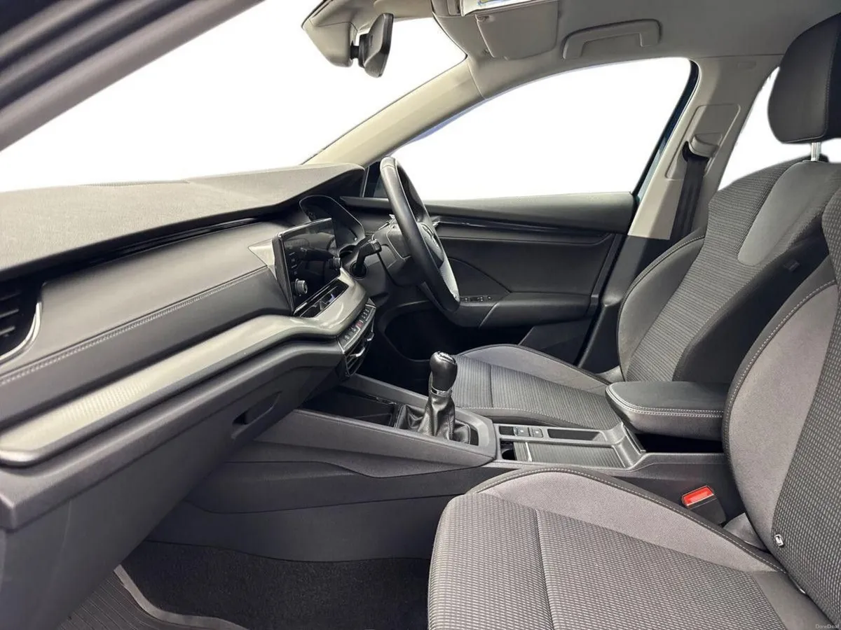 Skoda Octavia 2.0TDI AMB *5.9% APR* €90 PER WEEK - Image 2