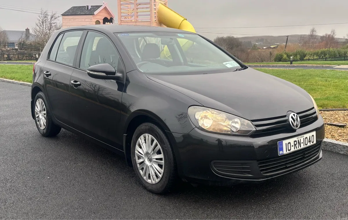 Volkswagen Golf - Image 4