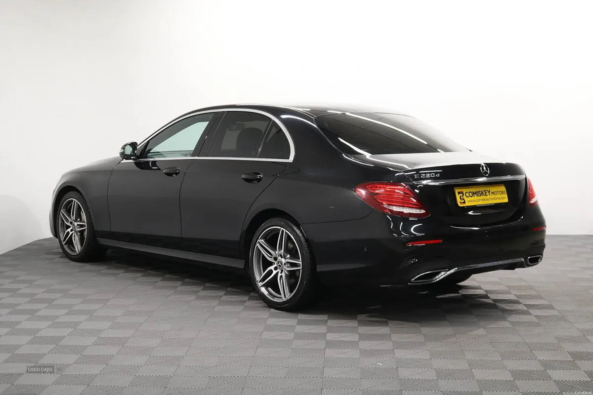 Mercedes-Benz E-Class E220d AMG Line - Image 4