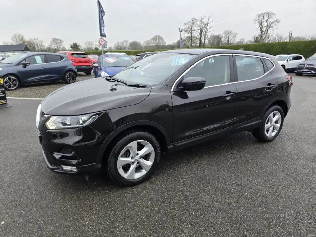 Nissan Qashqai Acenta Premium - Image 2