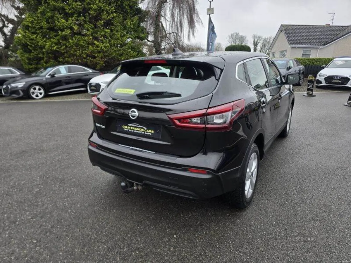 Nissan Qashqai Acenta Premium - Image 4