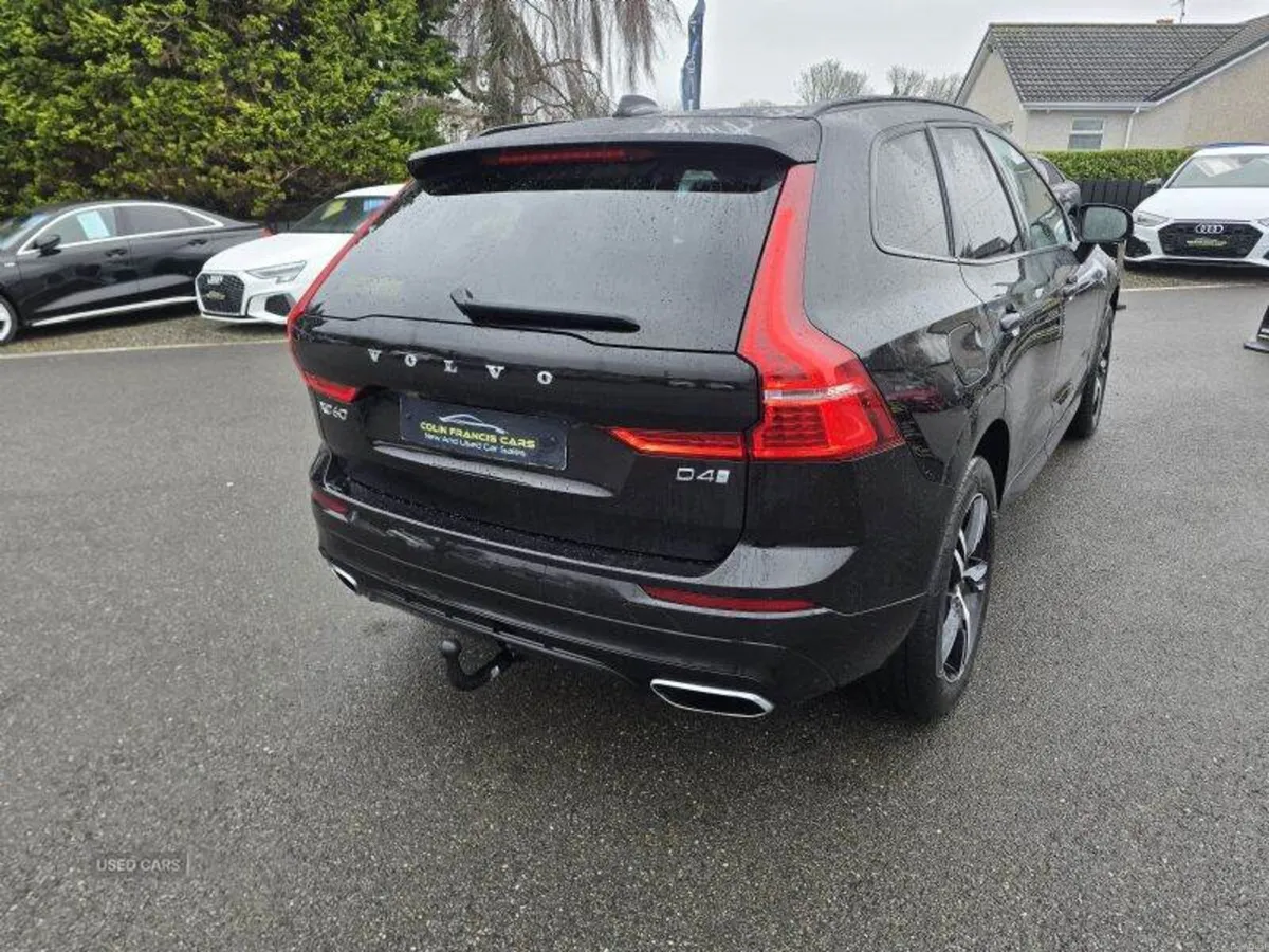 Volvo XC60 R-DESIGN - Image 4