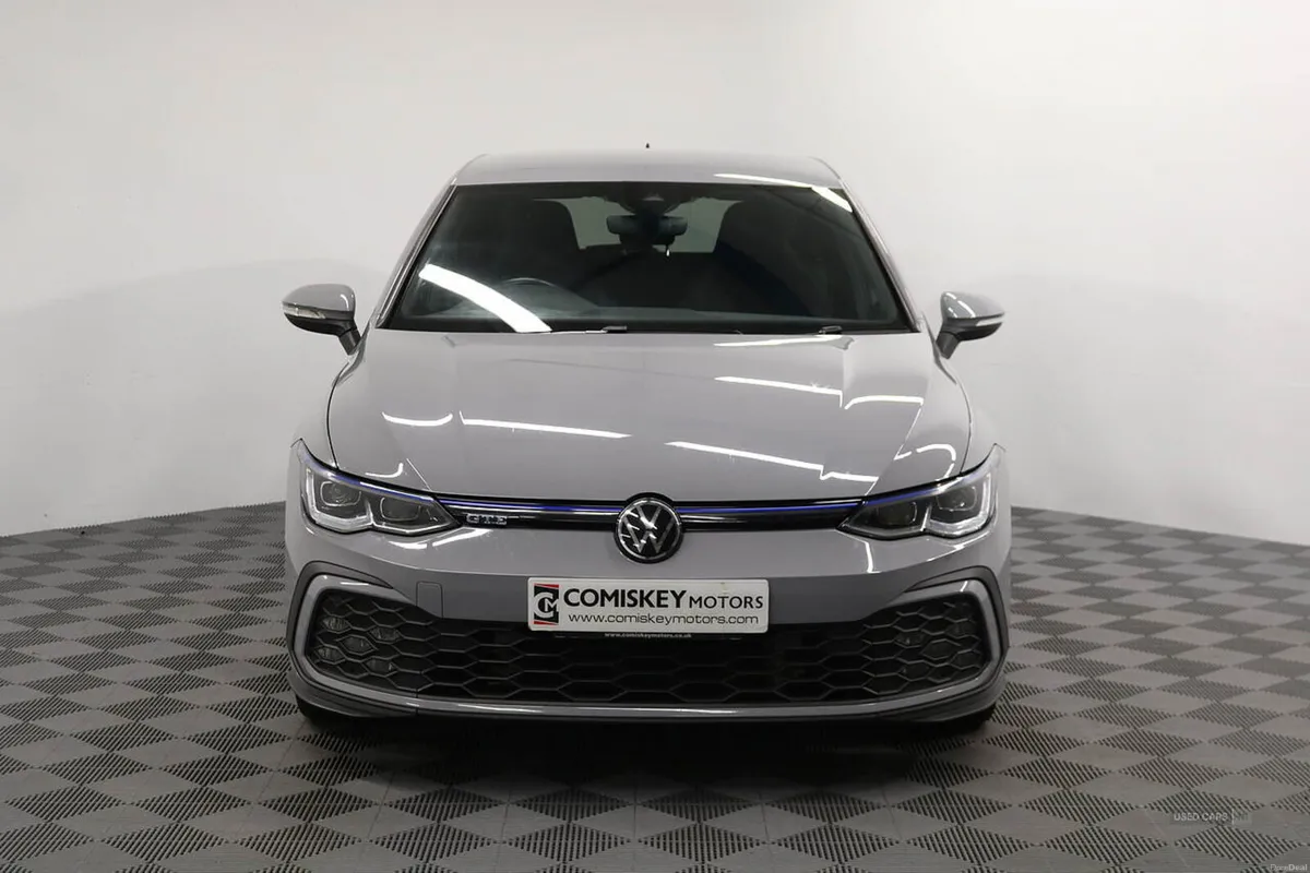 Volkswagen Golf TSI GTE - Image 2
