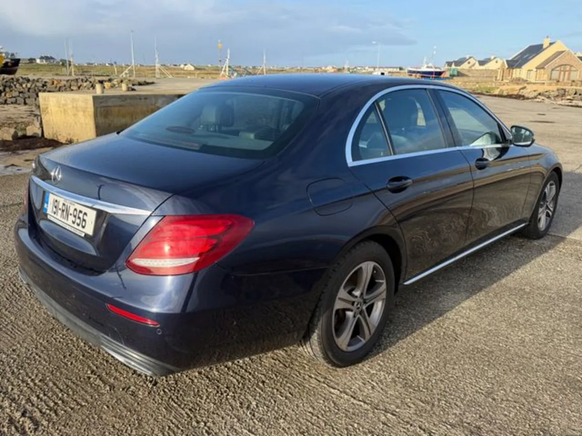 Mercedes-Benz E-Class E220 D SE Premium 4DR Auto - Image 3