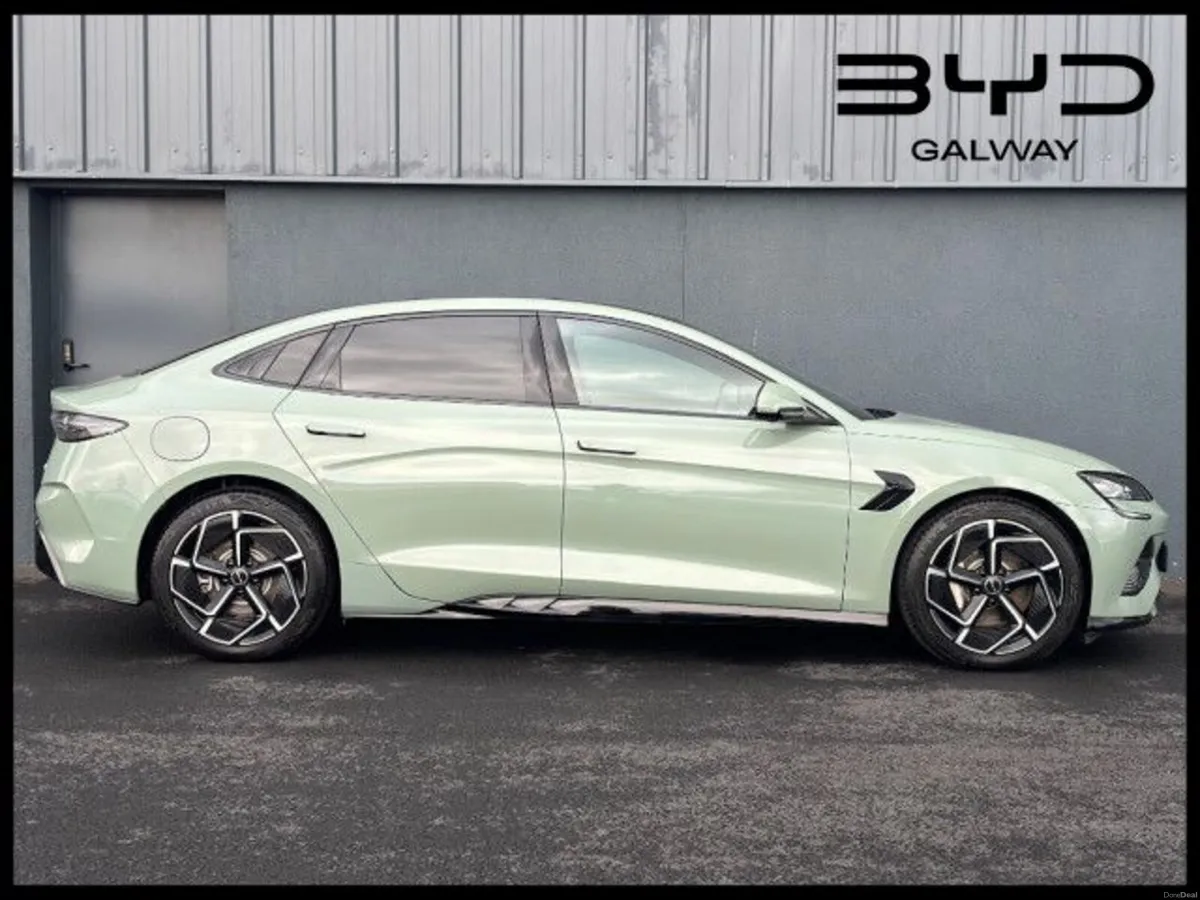 BYD SEAL Design RWD [Shadow Green] - Image 3