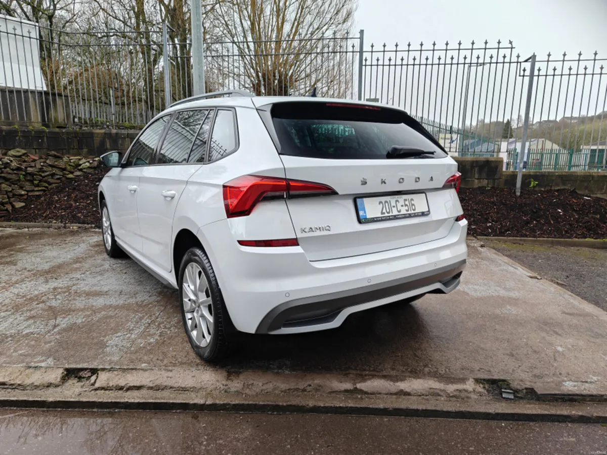 Skoda Kamiq STYLE 1.0 TSI 115 BHP- AS NEW FULL SER - Image 4