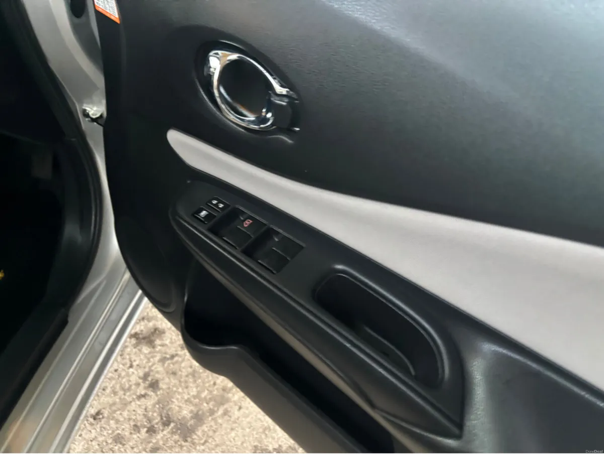 Nissan Note 1.2 automatic push start only 68000 km - Image 4