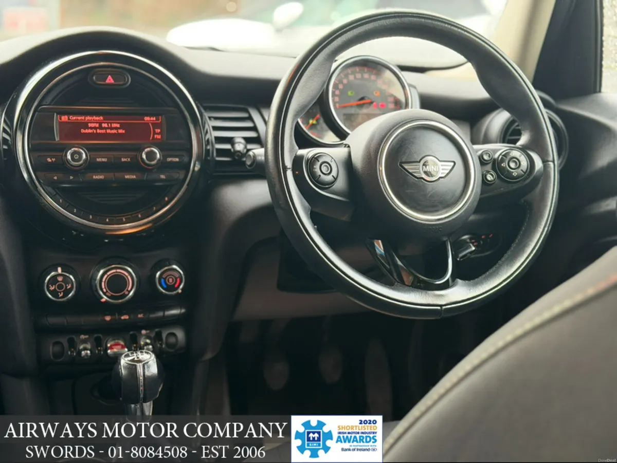 Mini Cooper 1.5 MANUAL COOPER 5DR - Image 4