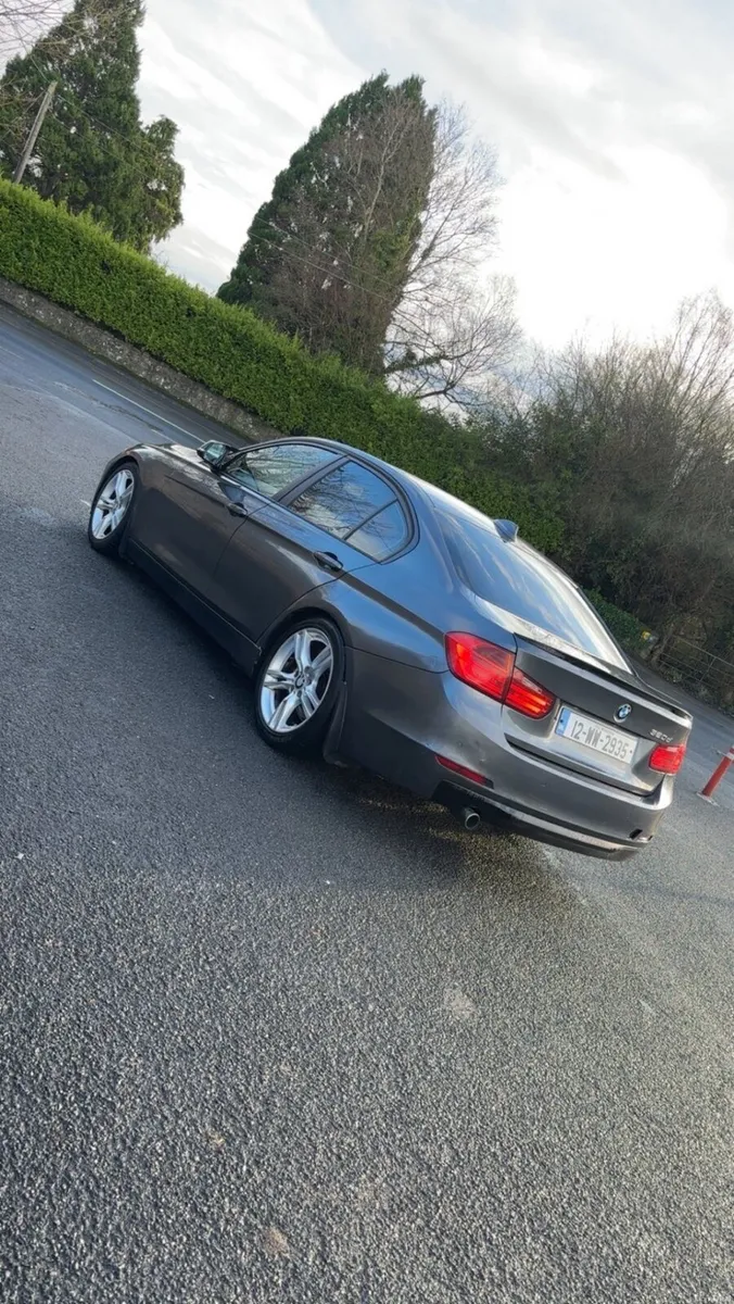BMW 320d - Image 4
