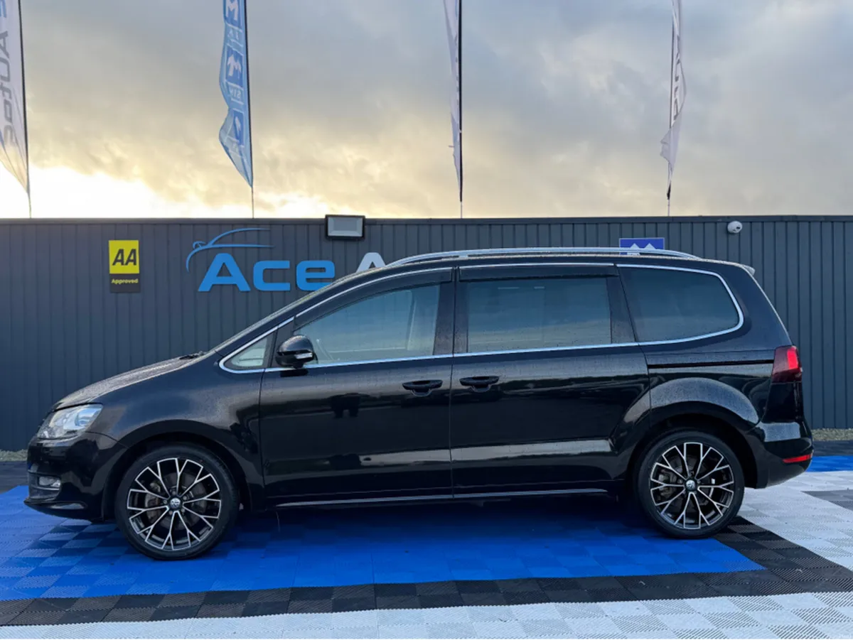 Volkswagen Sharan HIGHLINE - 1.4 PETROL - 7  SEATS - Image 4