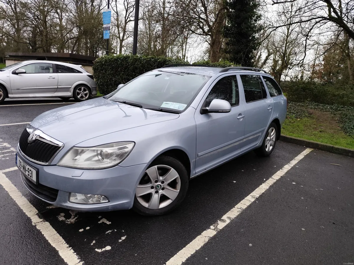 Skoda Octavia 2009 - Image 2