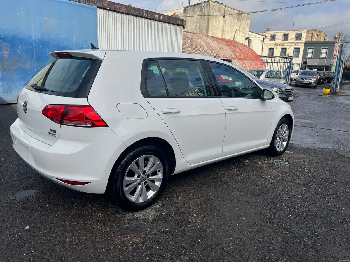 2014 VOLKSWAGEN GOLF, AUTOMATIC, ONLY 33,000KLM - Image 3