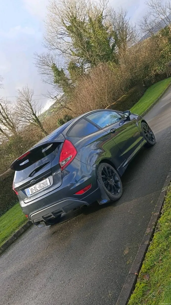 Ford Fiesta 1.6 Zetec S - Image 4