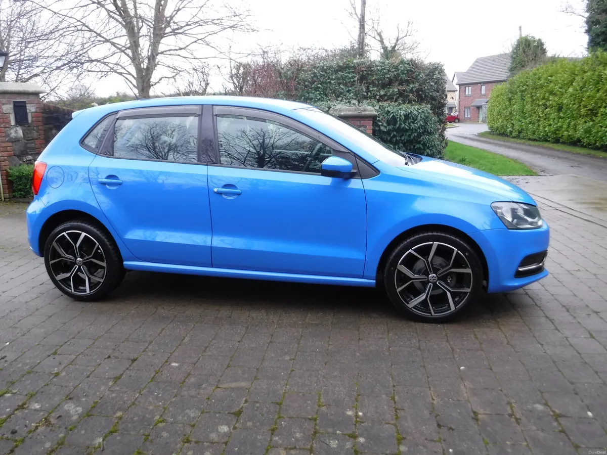 VW POLO 1.2 AUTO COMFORTLINE NEW 17 INCH ALLOYS - Image 2