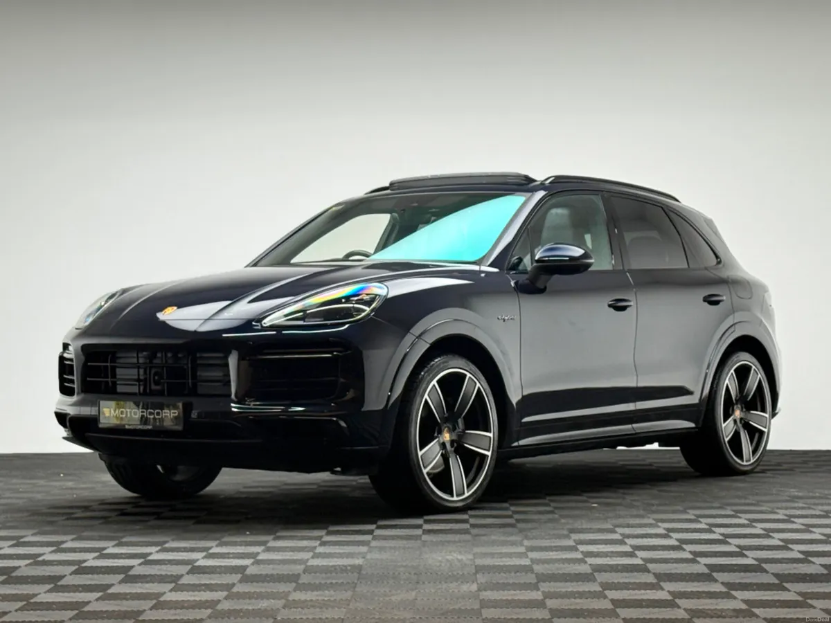 Porsche Cayenne CAYENNE 3.0 V6 E-HYBRID *HUGE SPEC - Image 3