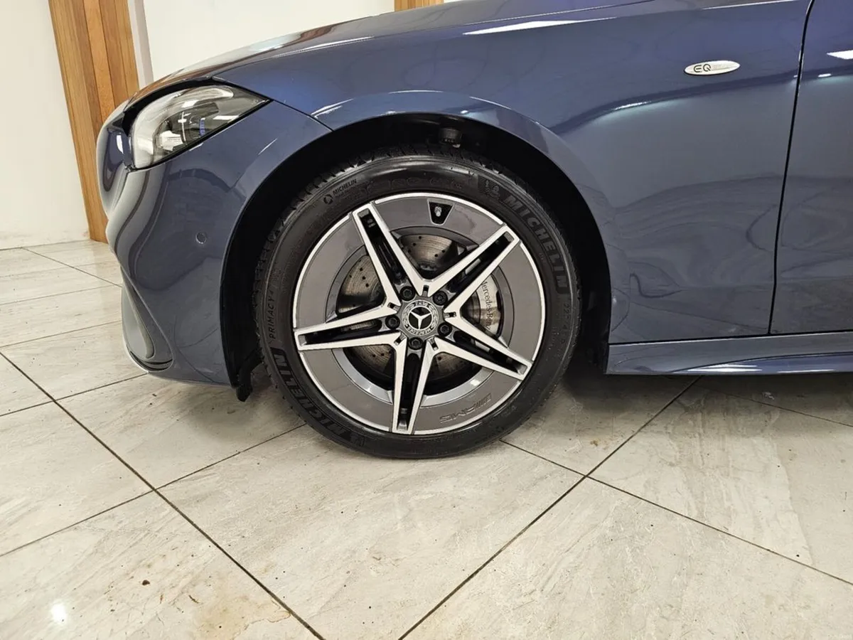 Mercedes-Benz C-Class BLUE WITH CREAM // PREMIUM C - Image 4