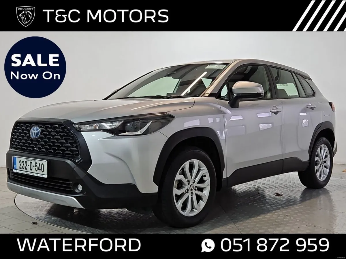 Toyota Corolla Cross 1.8 Hybrid Luna Hatchback - R - Image 1