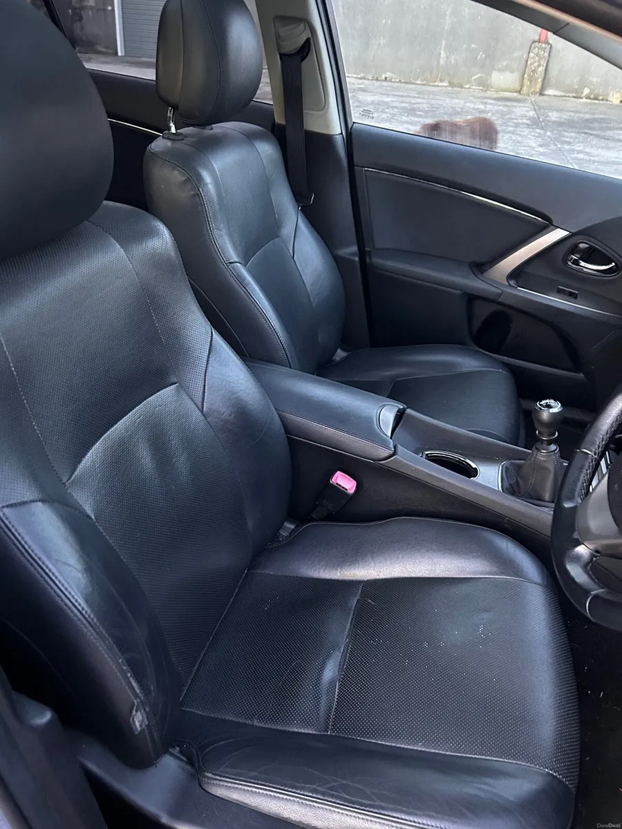 2013 Toyota Avensis Estate - NCT 7/26  Tax 3/26 - Image 4