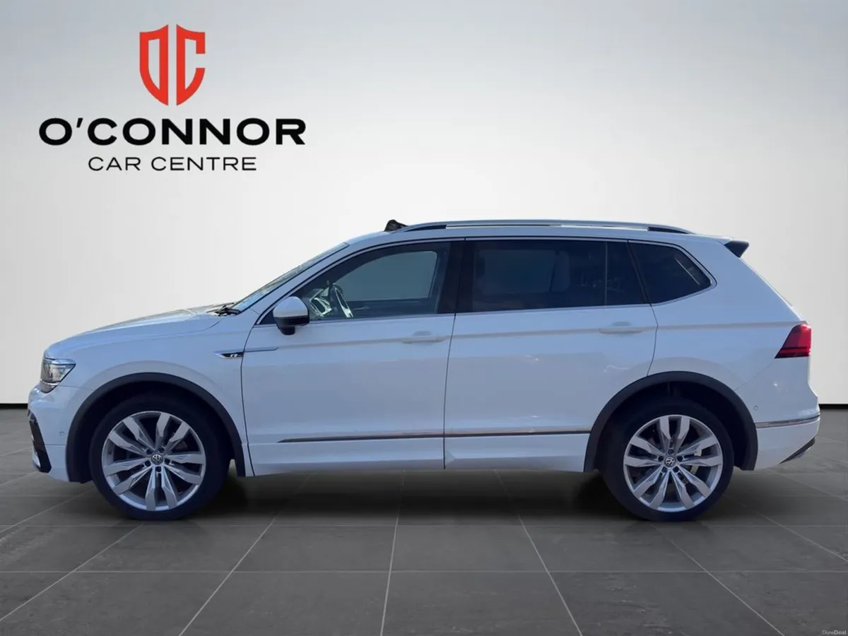 Volkswagen Tiguan "White looks, tech-rich cabin an - Image 4