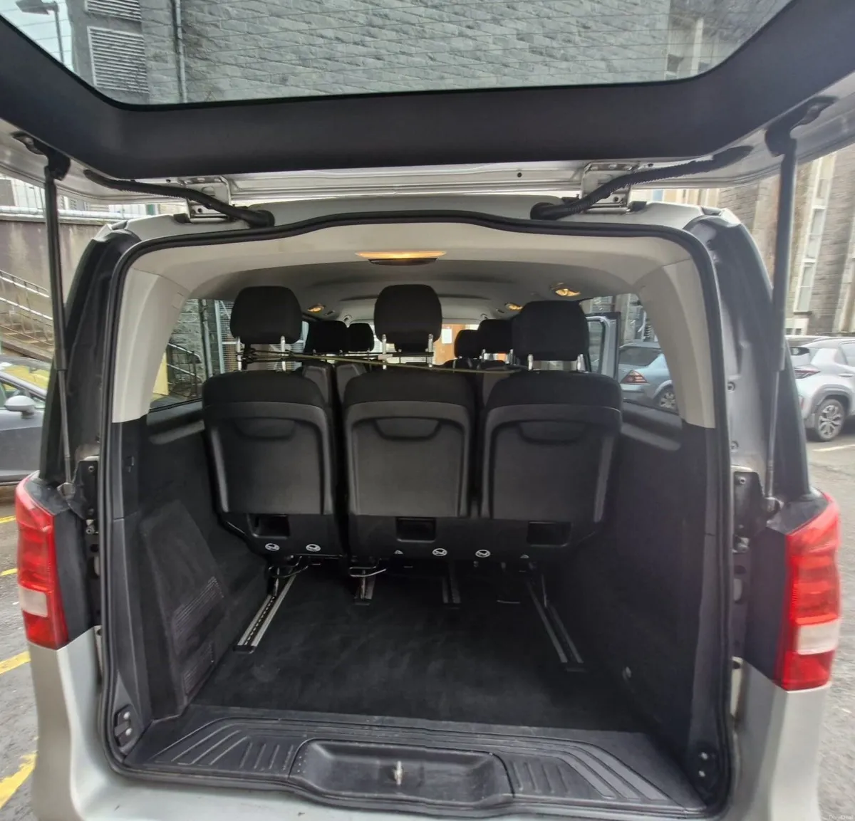 Mercedes-Benz V-Class 2016 - Image 4