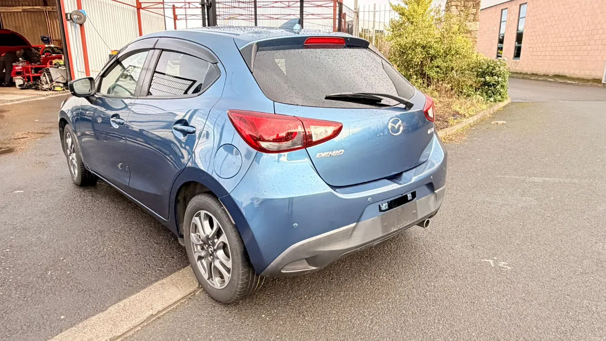 Mazda Demio 2014 - Image 4