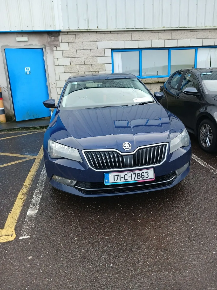 Skoda Superb 2017 - Image 1